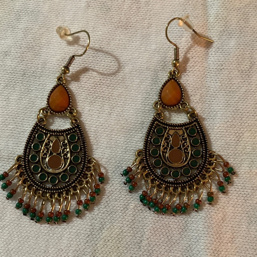 Elegant Green and Gold Dangle Earrings